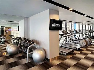 Hotel Aloft By Marriott Sukhumvit 11