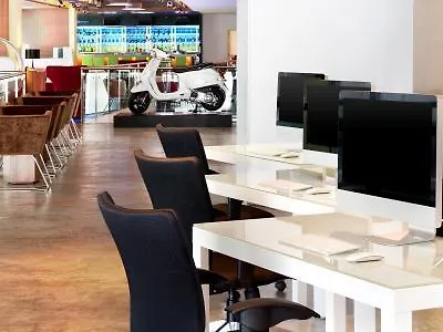 Hotel Aloft By Marriott Sukhumvit 11 4*