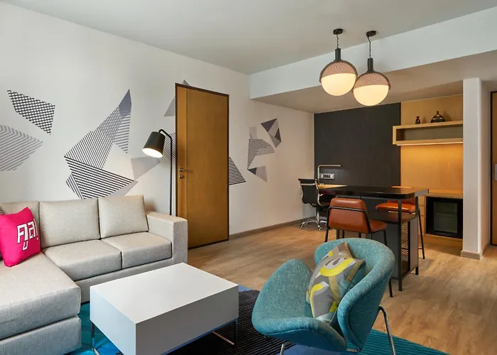 Aloft By Marriott Sukhumvit 11 Hotel Bangkok