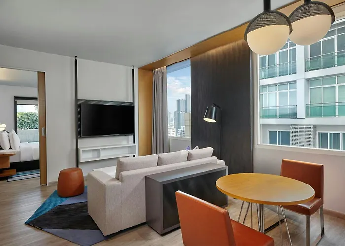 Aloft By Marriott Sukhumvit 11 4*
