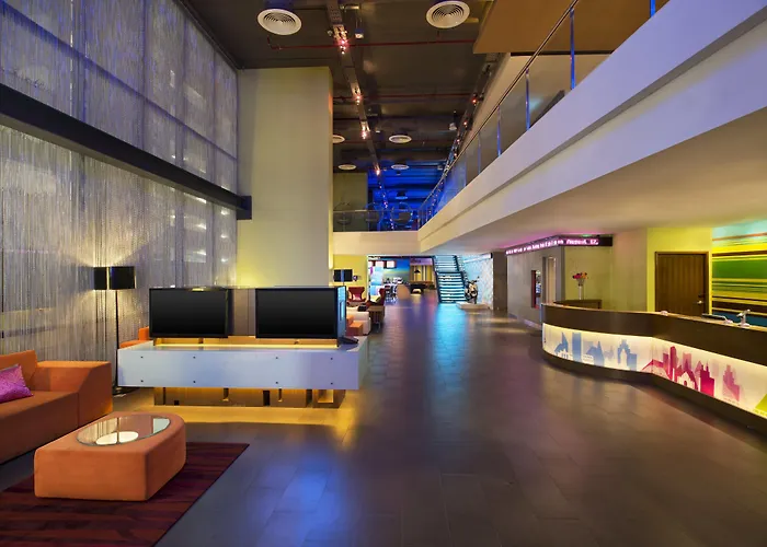 Hotel Aloft By Marriott Sukhumvit 11 Bangkok