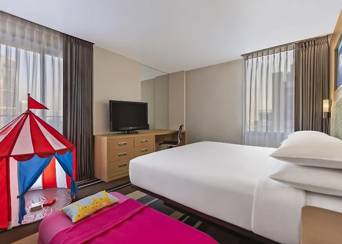 Hotel Aloft By Marriott Sukhumvit 11 4*