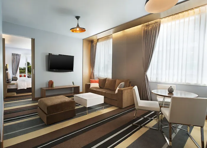 Aloft By Marriott Sukhumvit 11