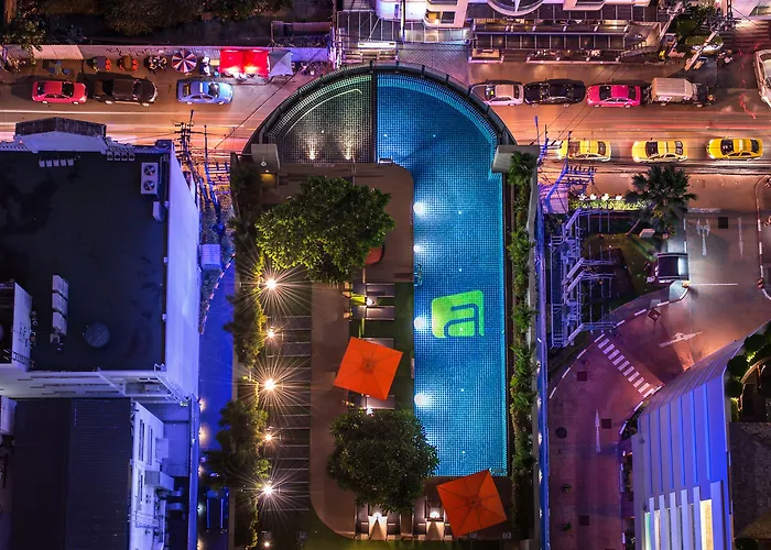 מלון Aloft By Marriott Sukhumvit 11 בנגקוק