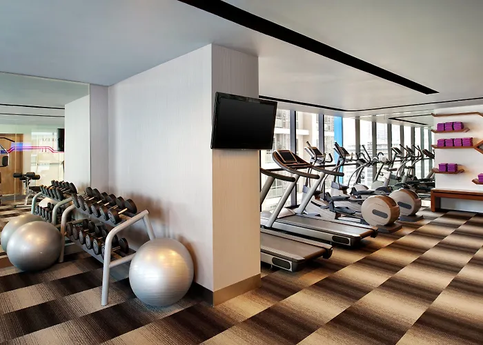 Aloft By Marriott Sukhumvit 11 Hotel 4*