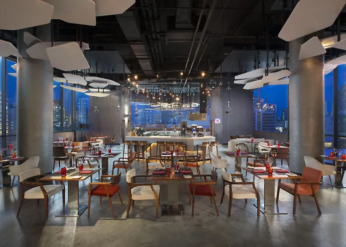 Aloft By Marriott Sukhumvit 11 Hotel