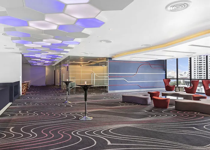 Aloft By Marriott Sukhumvit 11 Hotel Bangkok