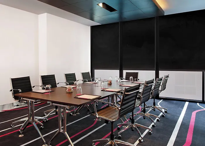 Aloft By Marriott Sukhumvit 11